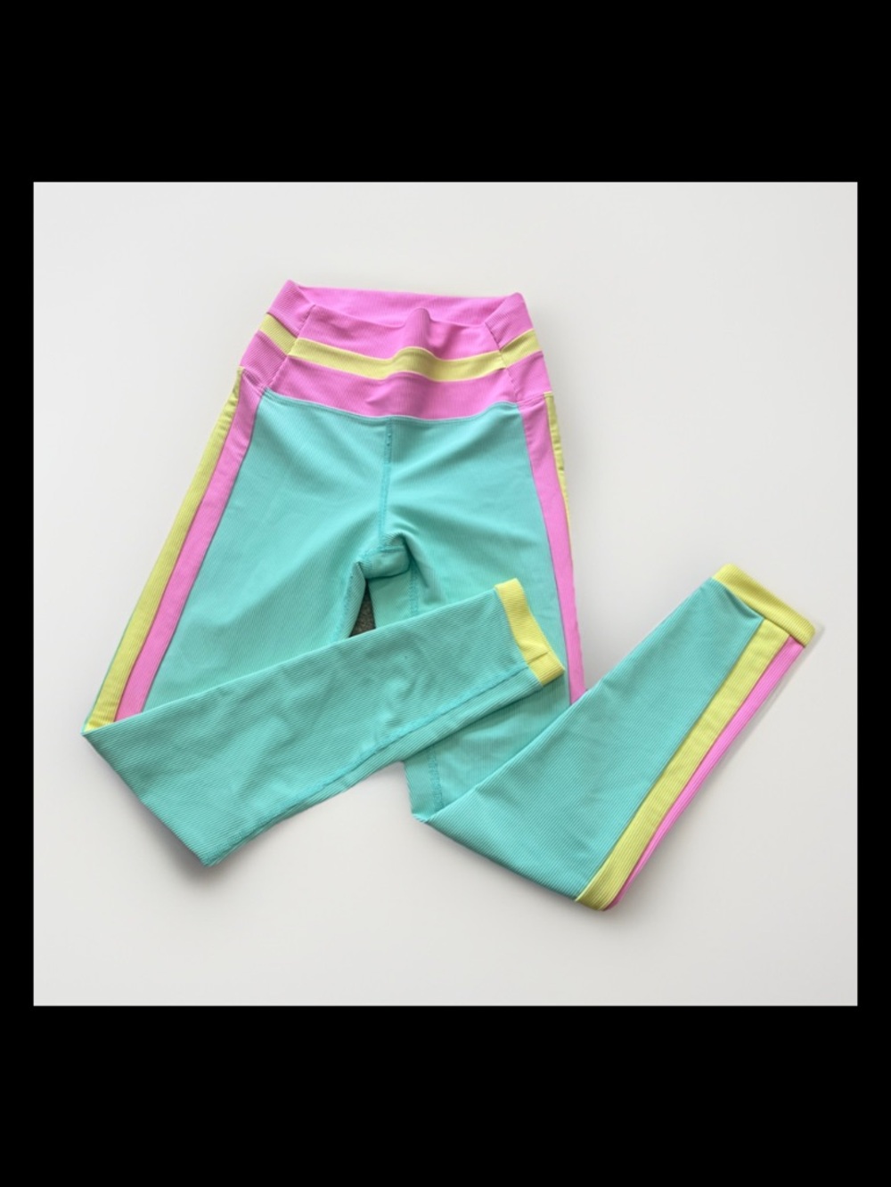 Beach Riot Melinda Striped Legging high waist Green Pink Yellow Sz. Medium L327